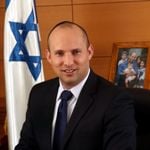 נפתלי בנט, שר החינוך